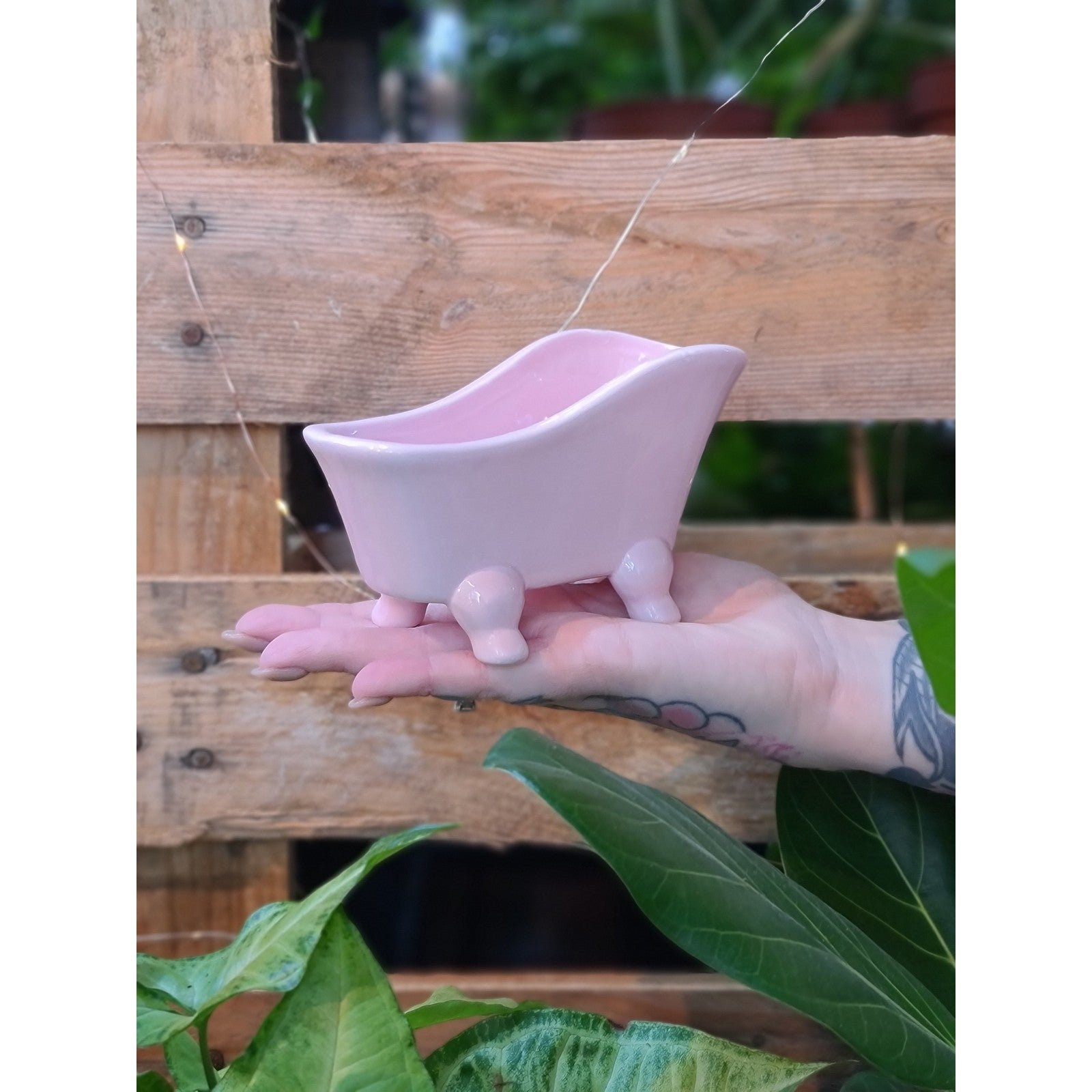 Bath Friends Planter